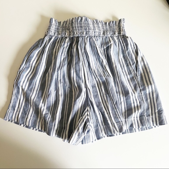 Hollister Ultra High Rise Tie Waist Paper Bag Striped Shorts XS NWT - Picture 10 of 10